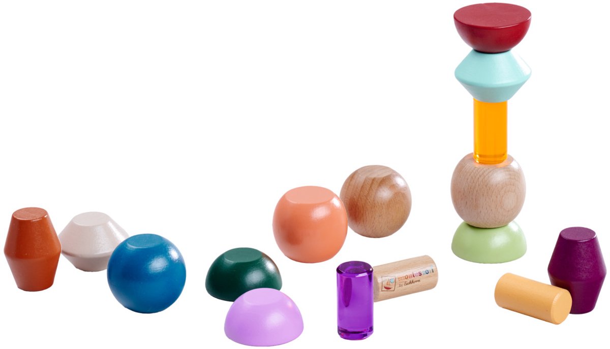Bunte Stapelsteine aus Holz in verschiedenen Formen und Farben für kreatives Bauen, Stapeln und Balancieren.