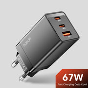 67W Schnellladegerät mit USB-C- und USB-A-Anschlüssen für schnelles und effizientes Laden mehrerer Geräte