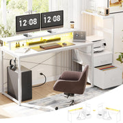 Weißer Gaming-Schreibtisch mit LED-Beleuchtung, Monitorablage, Schubladen und praktischem Seitenregal.