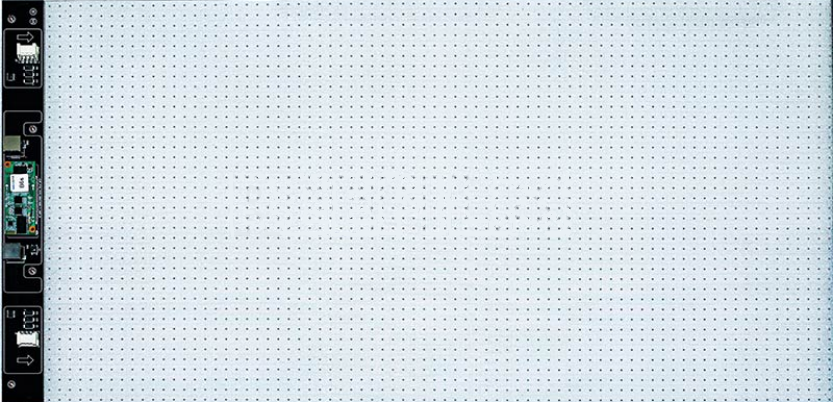 Clear View P8 – Transparente LED-Folie für Glasflächen – 400 × 1000 mm