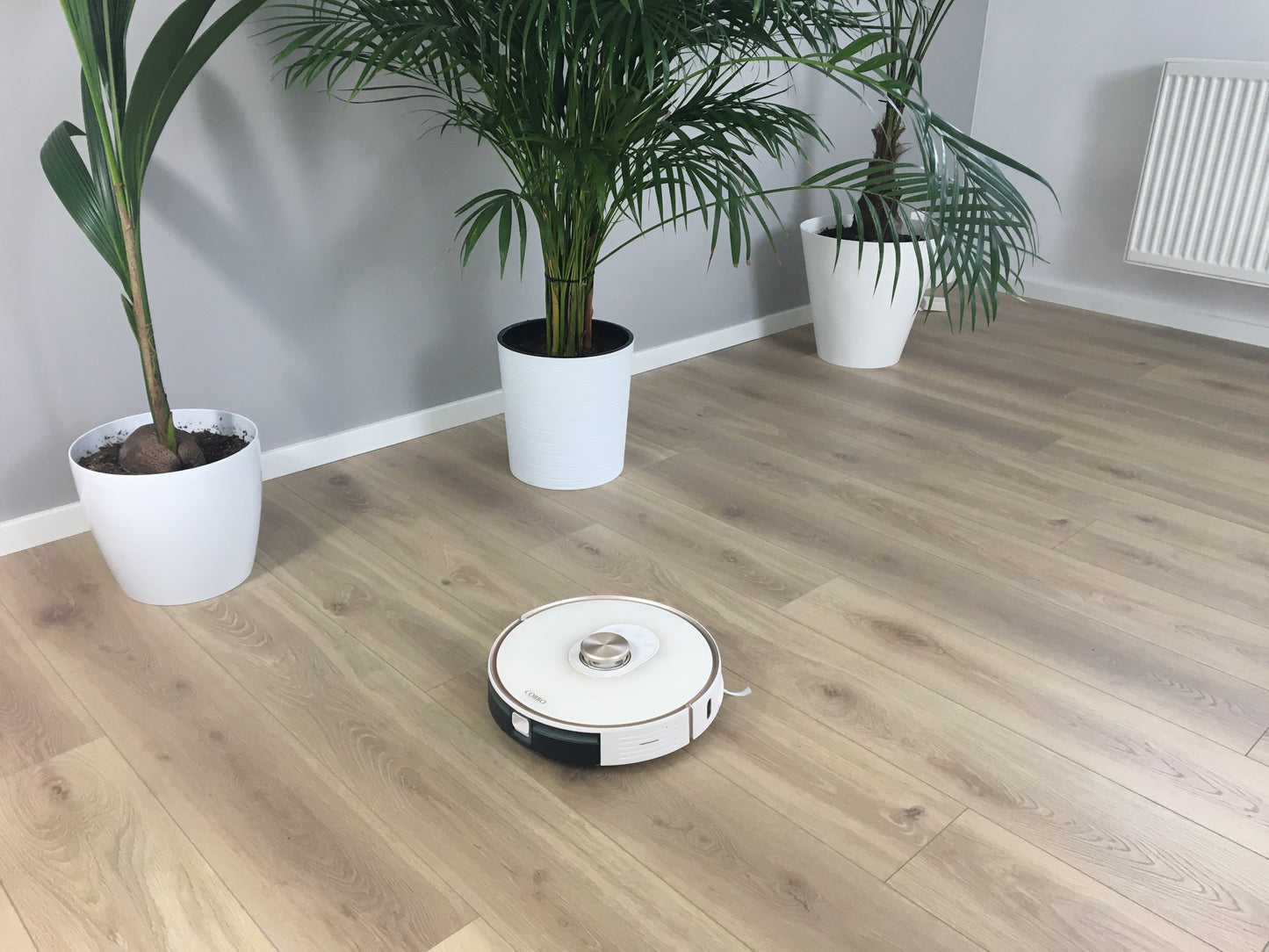 COBBO PRO 27 Saugroboter mit Wischfunktion und Lasernavigation
